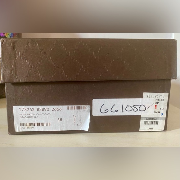 GUCCI BRAND NEW WITH BOX raspberry suede heels with gold piping size 38 - Picture 8 of 13